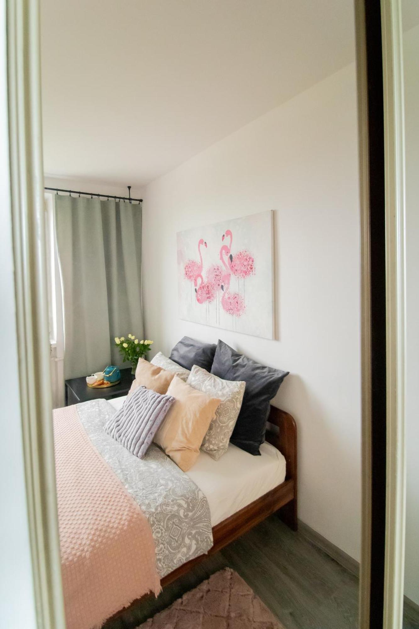 Piotrapartments - Daleka Cozy Train&Airport Apartment Varsavia Esterno foto
