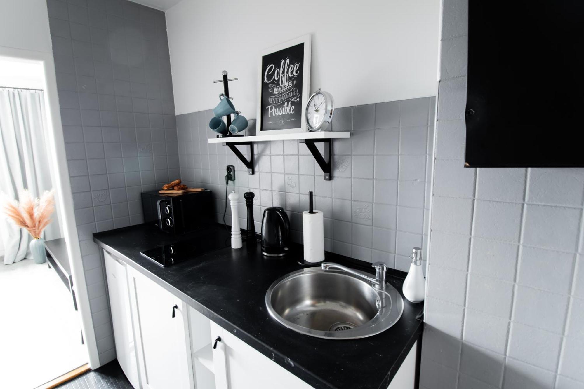 Piotrapartments - Daleka Cozy Train&Airport Apartment Varsavia Esterno foto