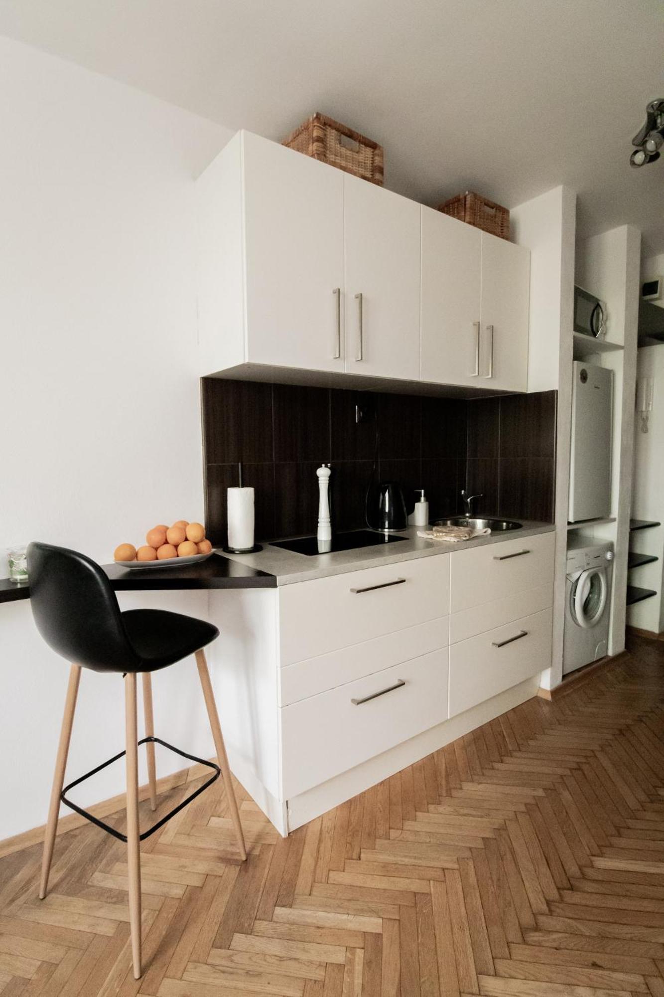 Piotrapartments - Daleka Cozy Train&Airport Apartment Varsavia Esterno foto